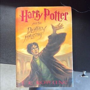 Harry Potter and the Deathly Hallows Book